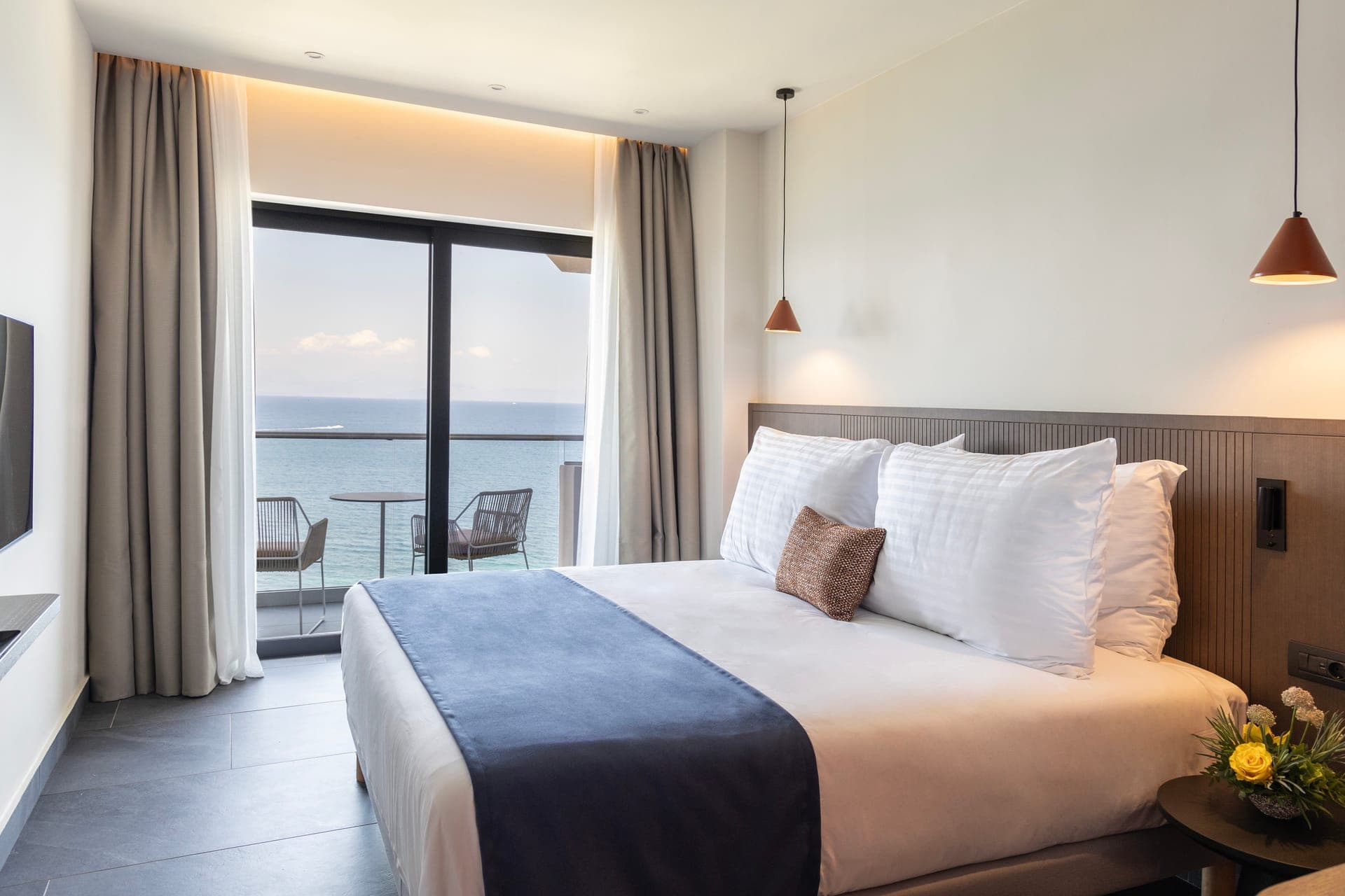 2 Bedroom Sea View Room