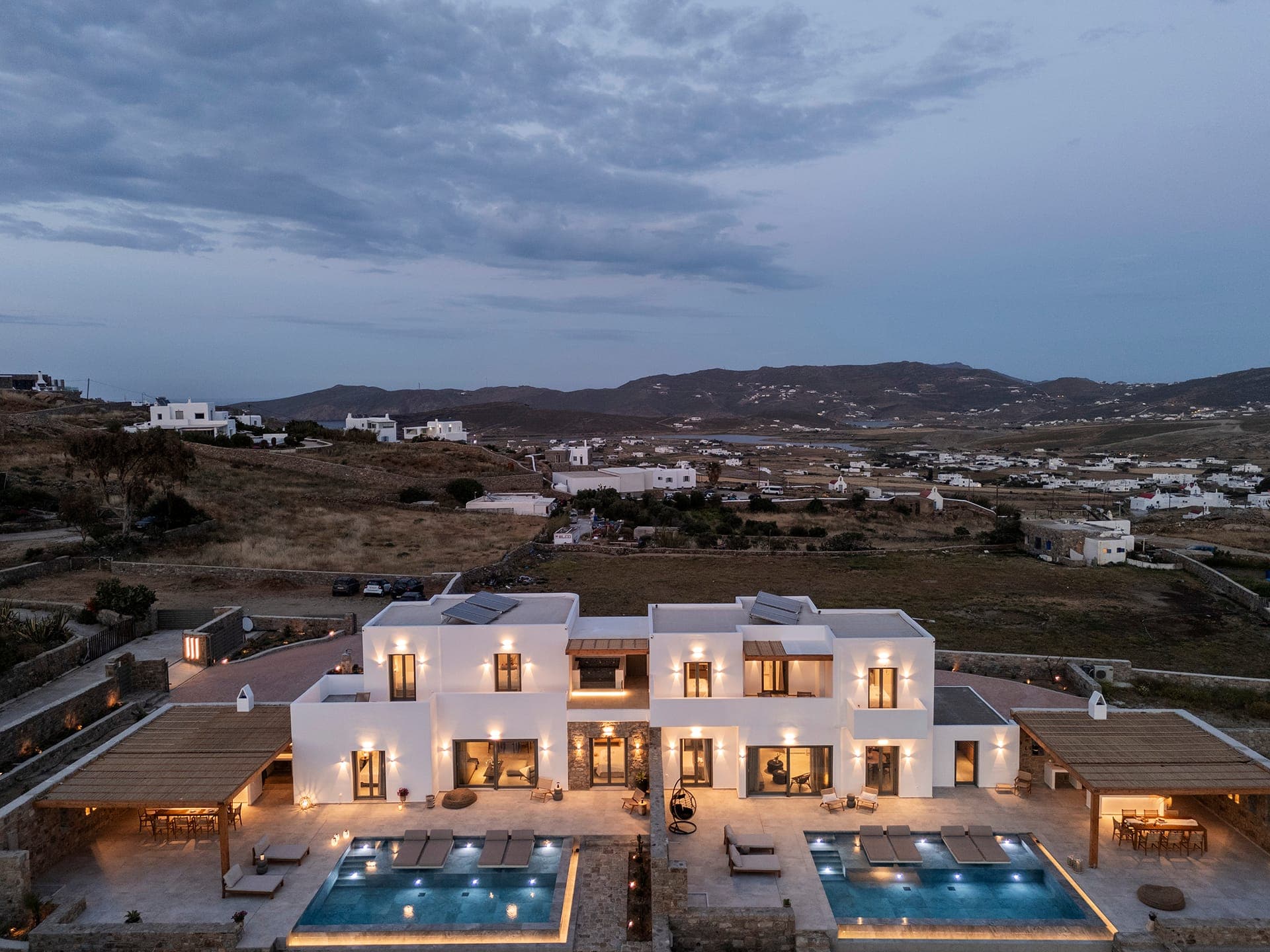 VENDEMA RESIDENCE | 7 Bedroom Villa | Private pool | Outdoor Hot Tub