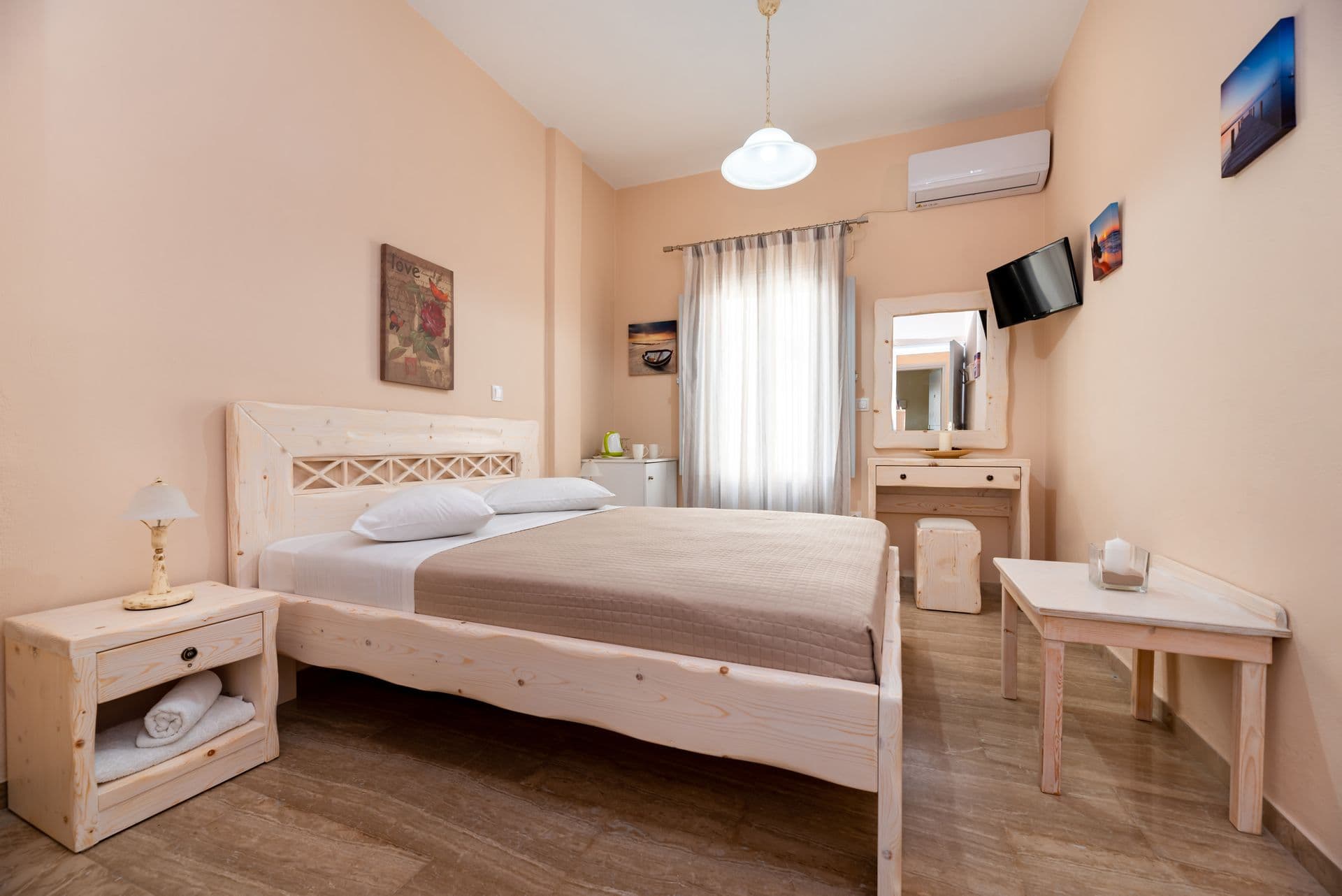 Deluxe Double or Twin Room