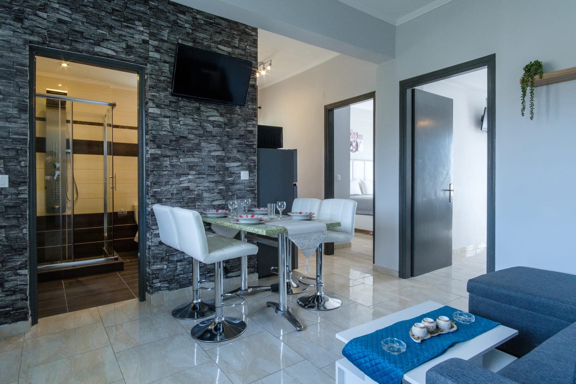 Two Bedroom Apartment Sea View