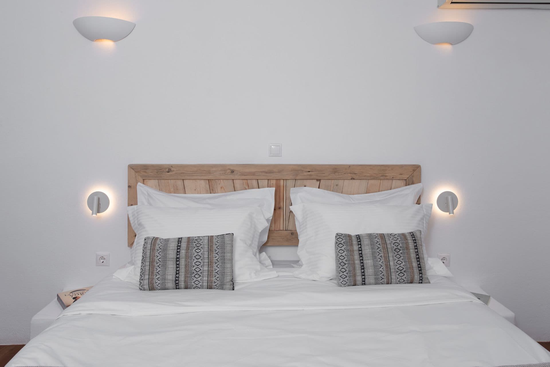 One Bedroom with ensuite bathroom in Villa