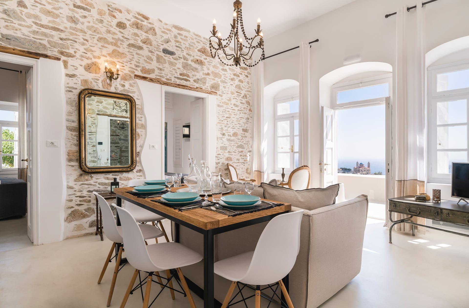 GLAUKOPIS RETREAT | Syros Island - Greece
