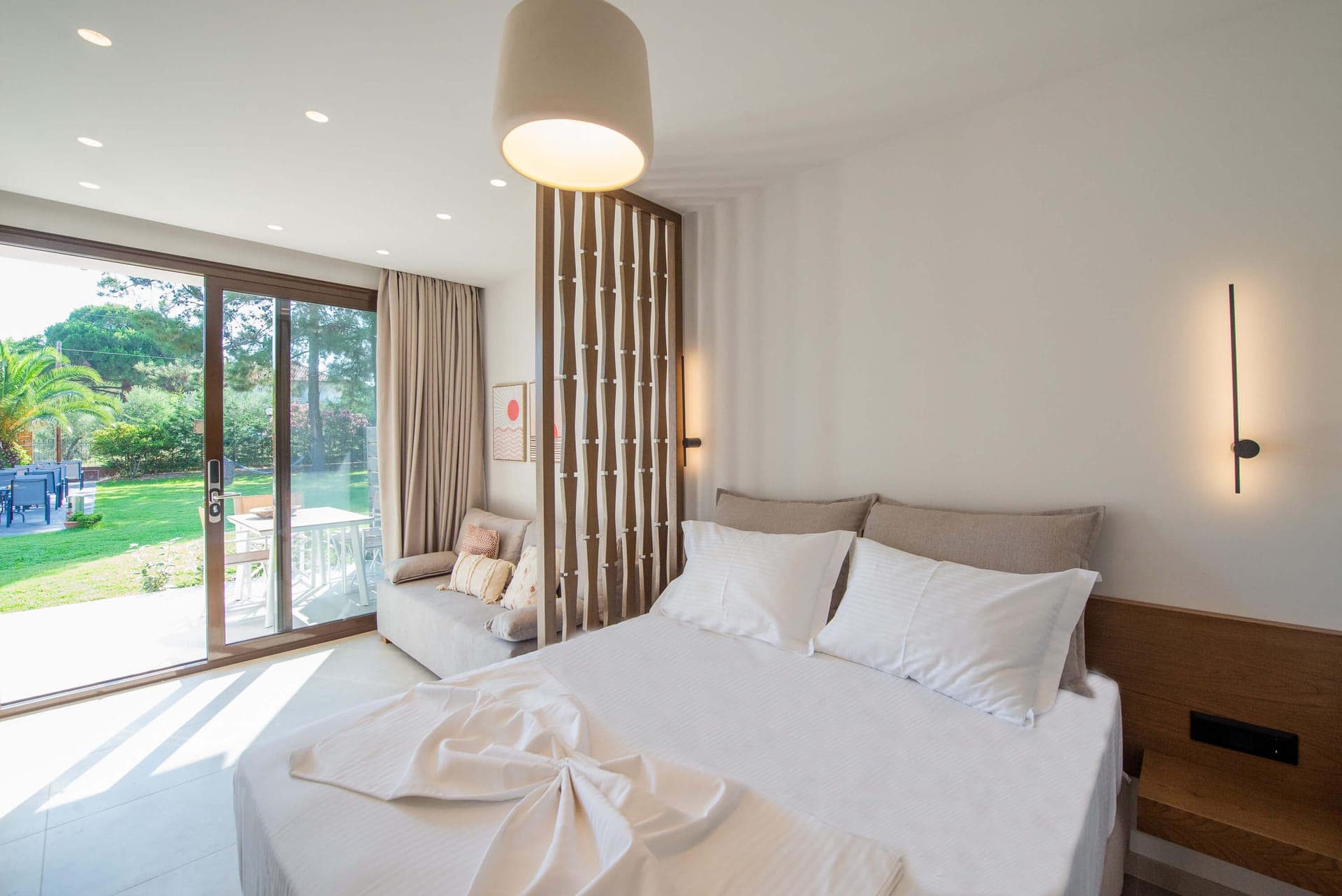 Luxury Studio Pool & Garden View