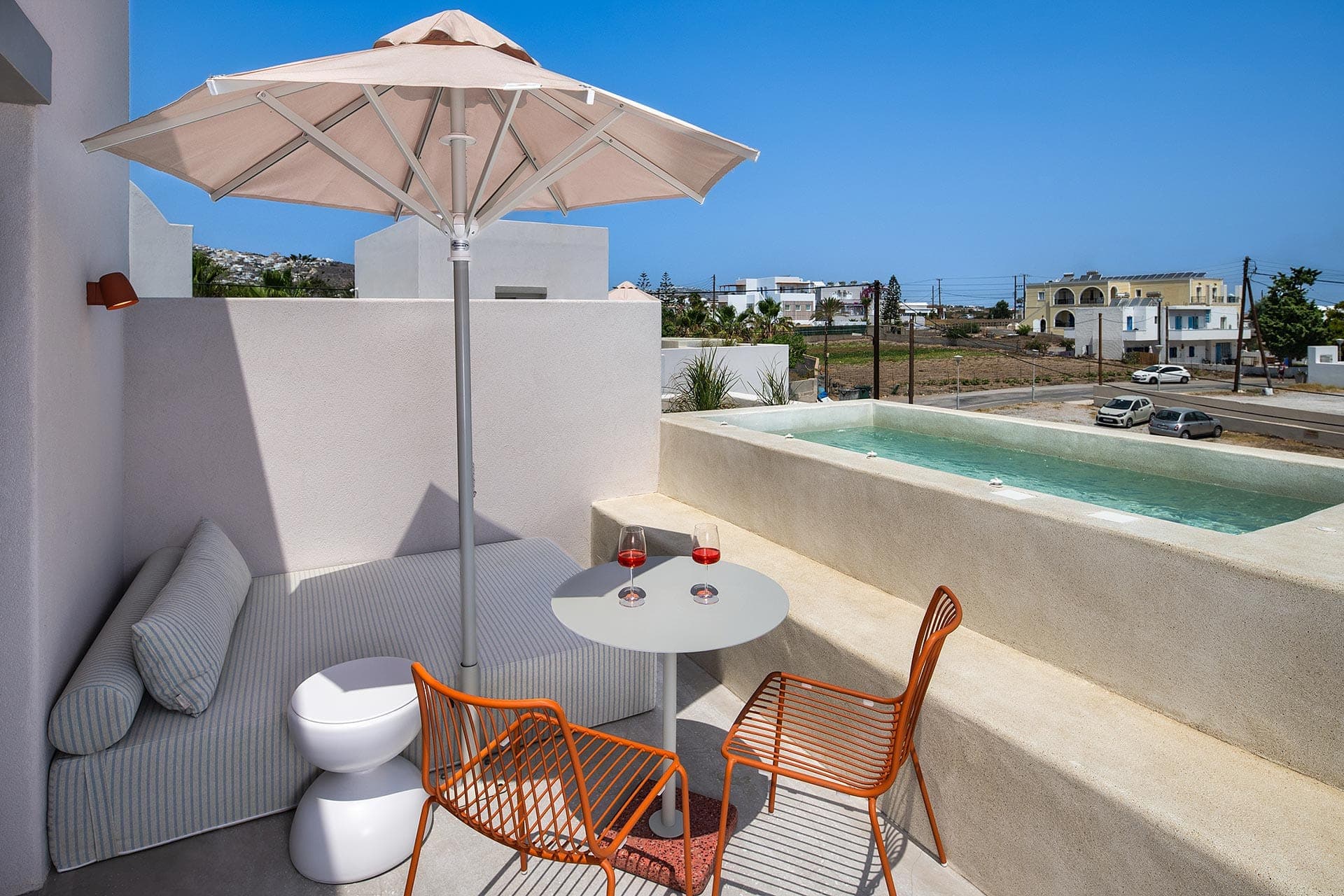 Senior Suite outdoor Heated Tub
