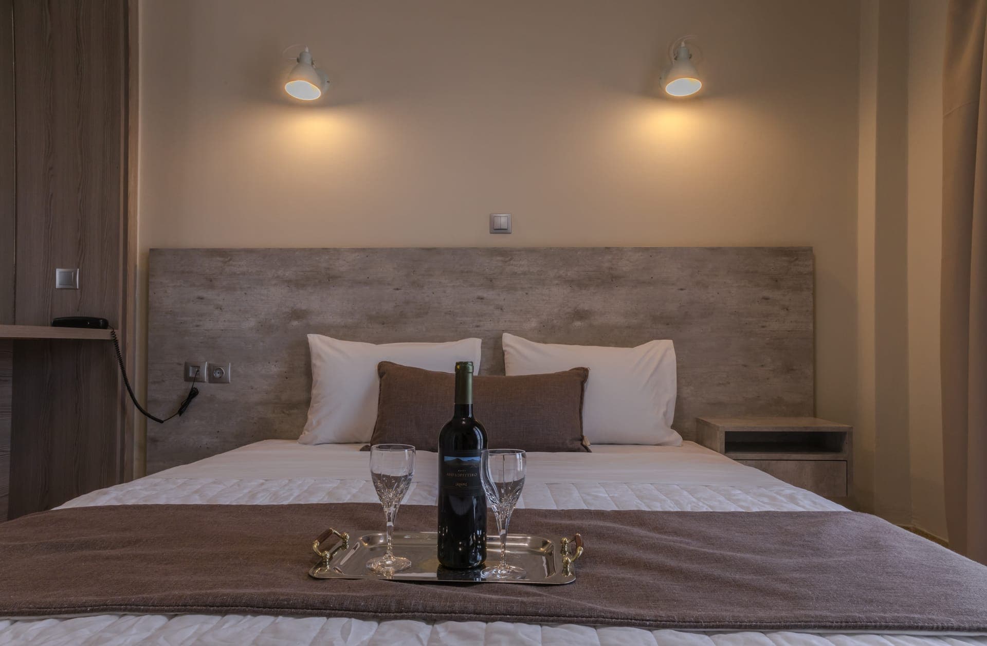 Double Room Mountain or Garden View