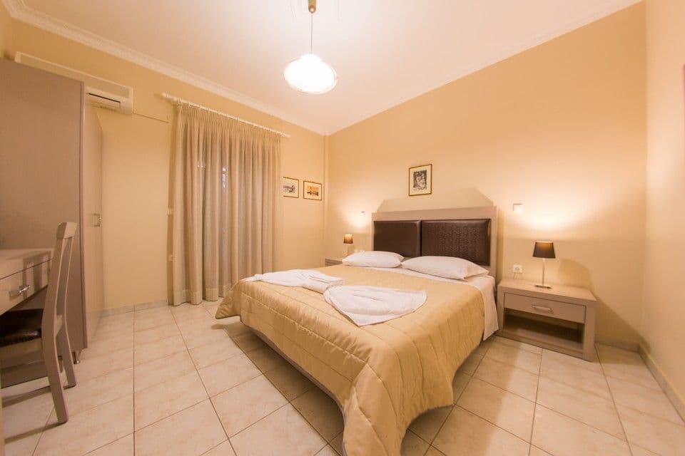 Deluxe Two Bedroom Apartment