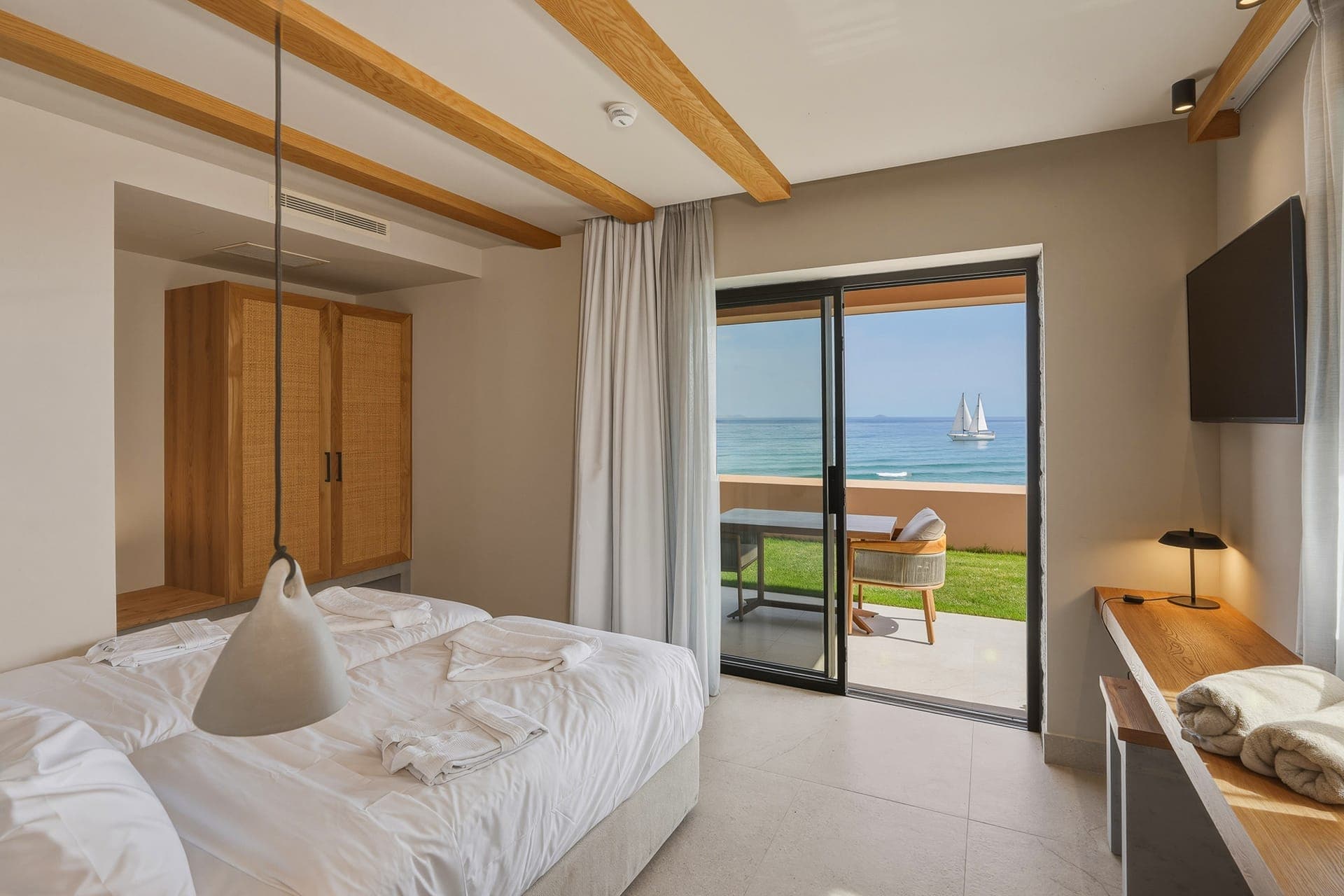 Two Bedroom Suite with Private Pool & Sea View & Private Garden