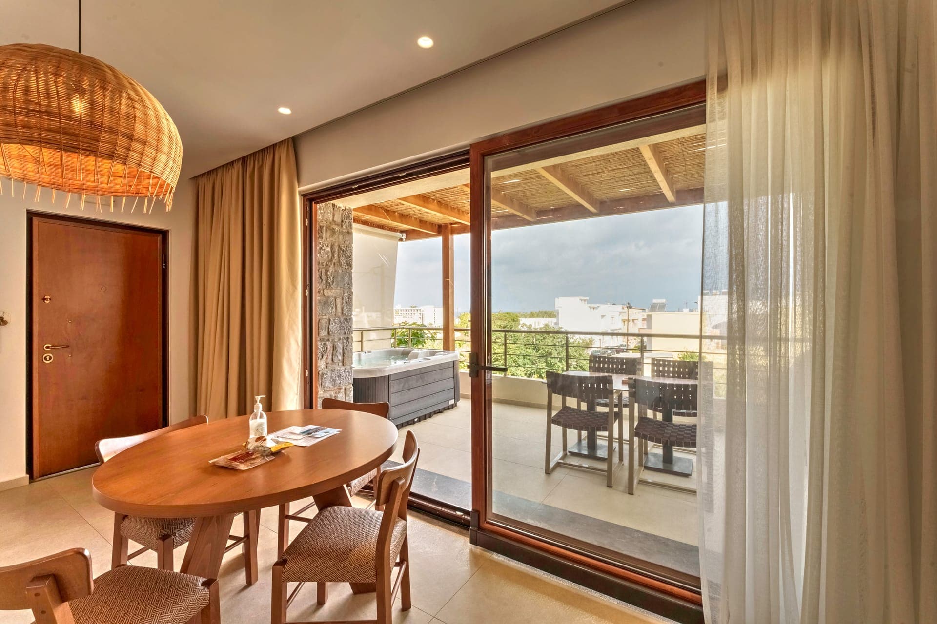 Two Bedroom Suite with Outdoor Hot tub and Garden View