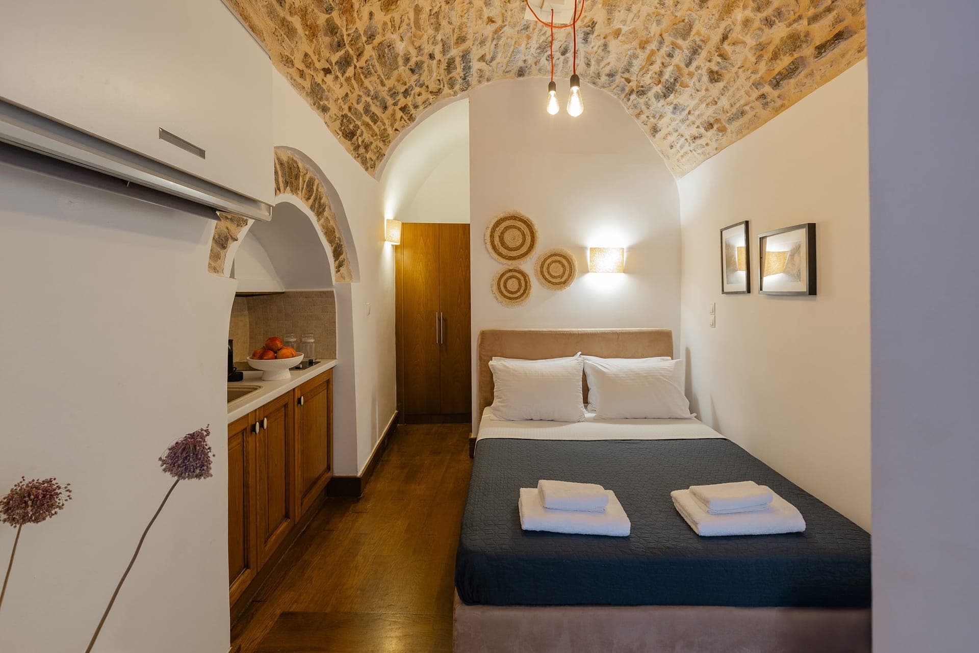 Voltes 9 - Budget Double Room