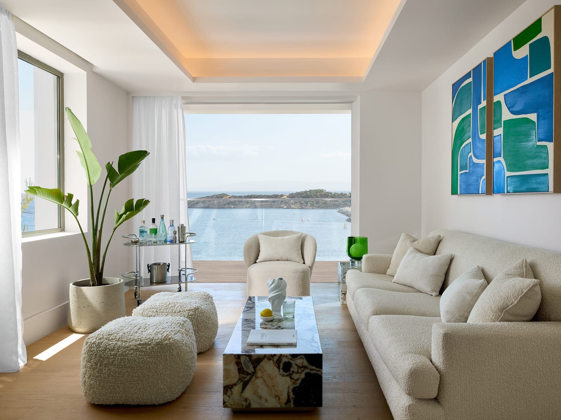Club 1 Bedroom Suite