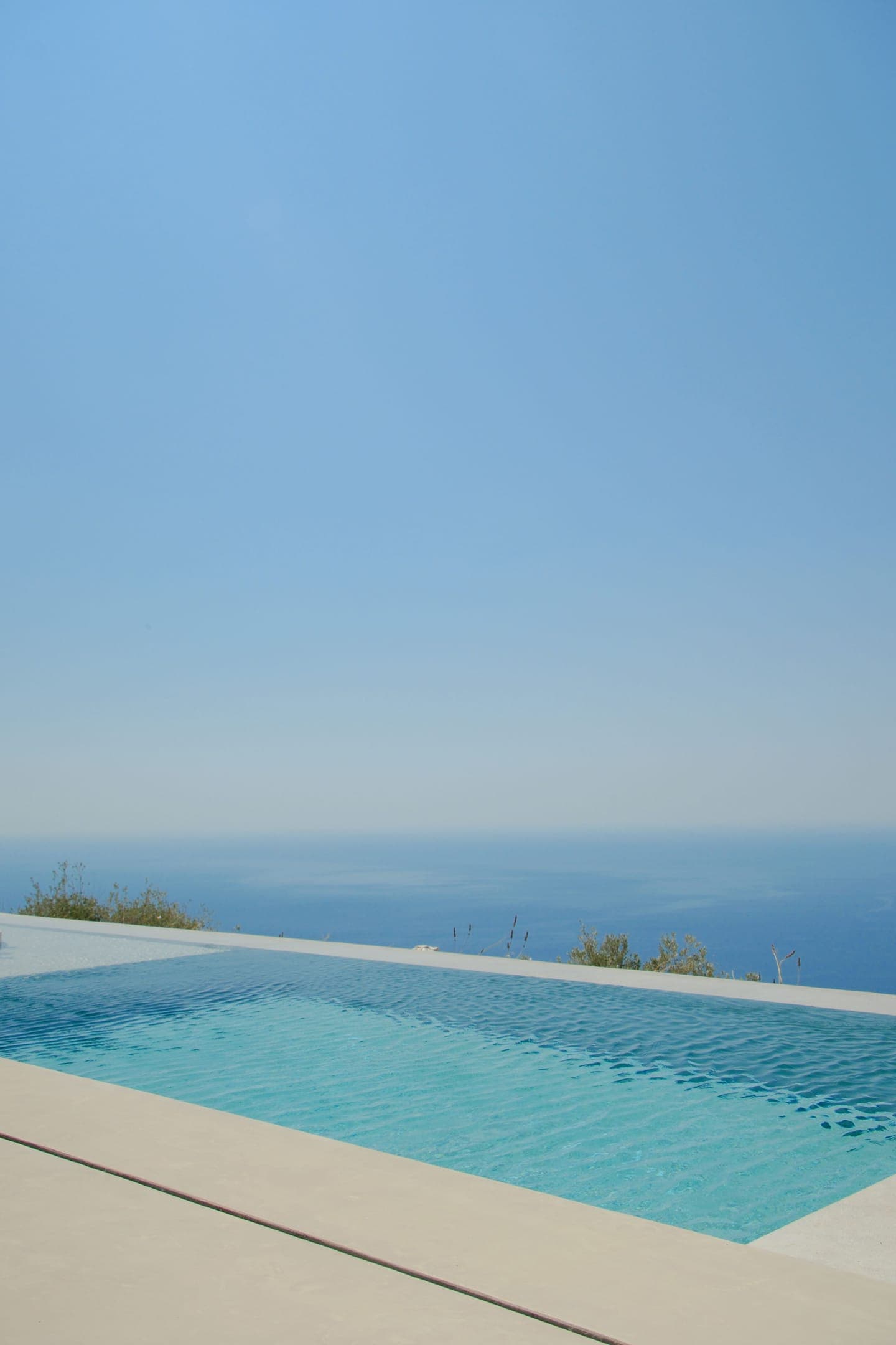One-Bedroom Private Villa with Infinity Pool Hot Tub and Sea View
