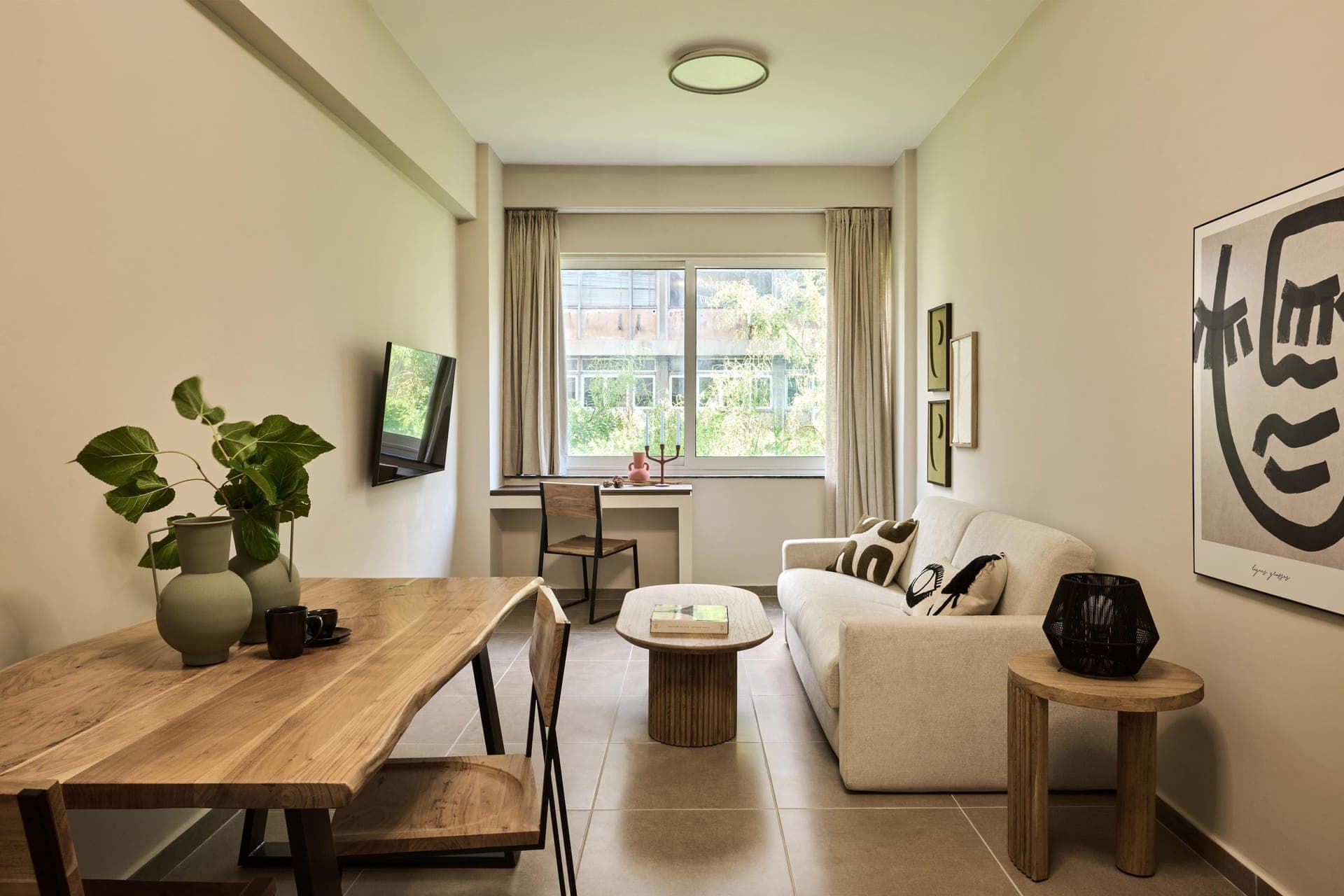 Finders Akadimias One Bedroom Suite