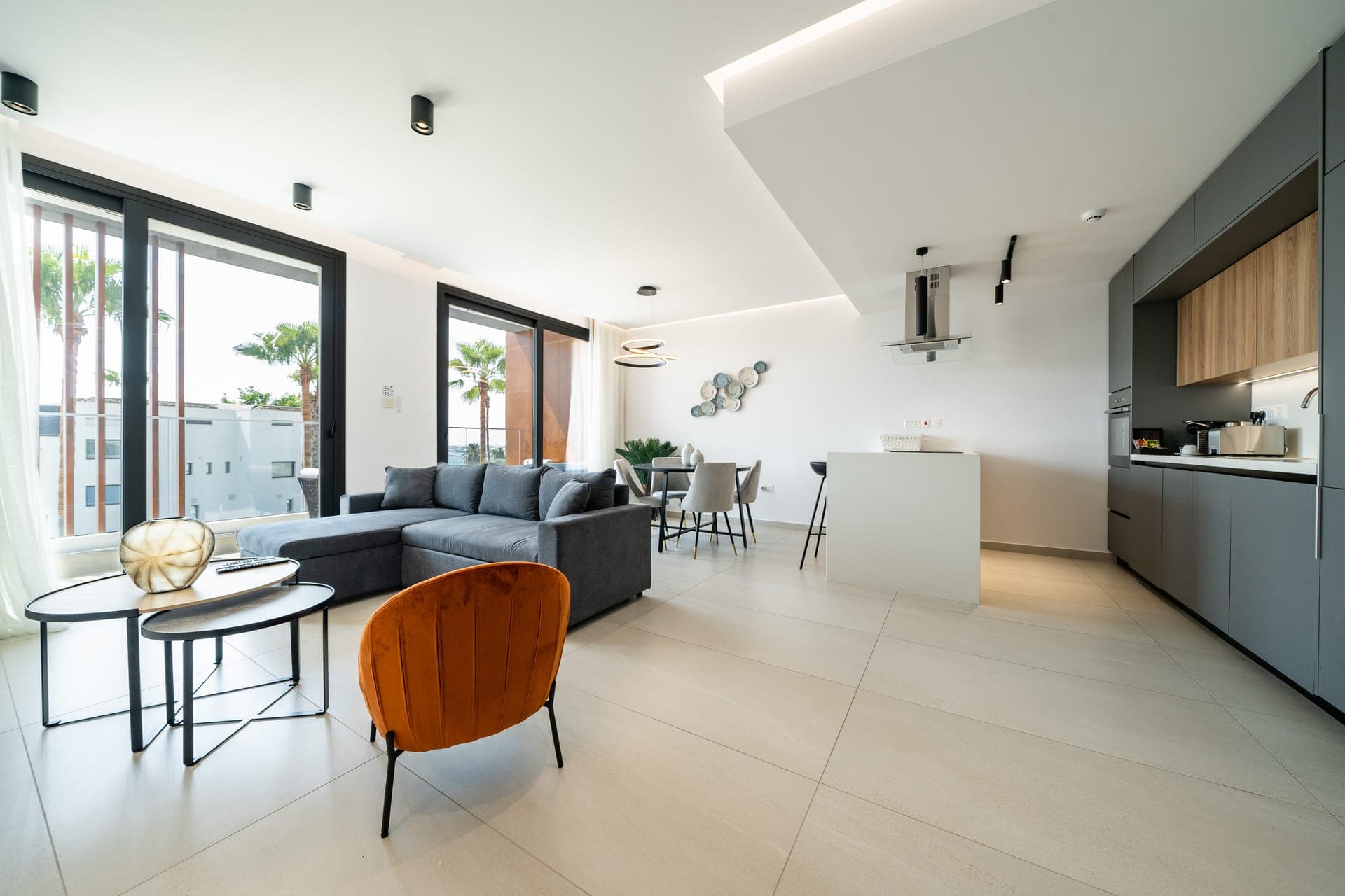 Deluxe One - Bedroom Apartment with Sea View