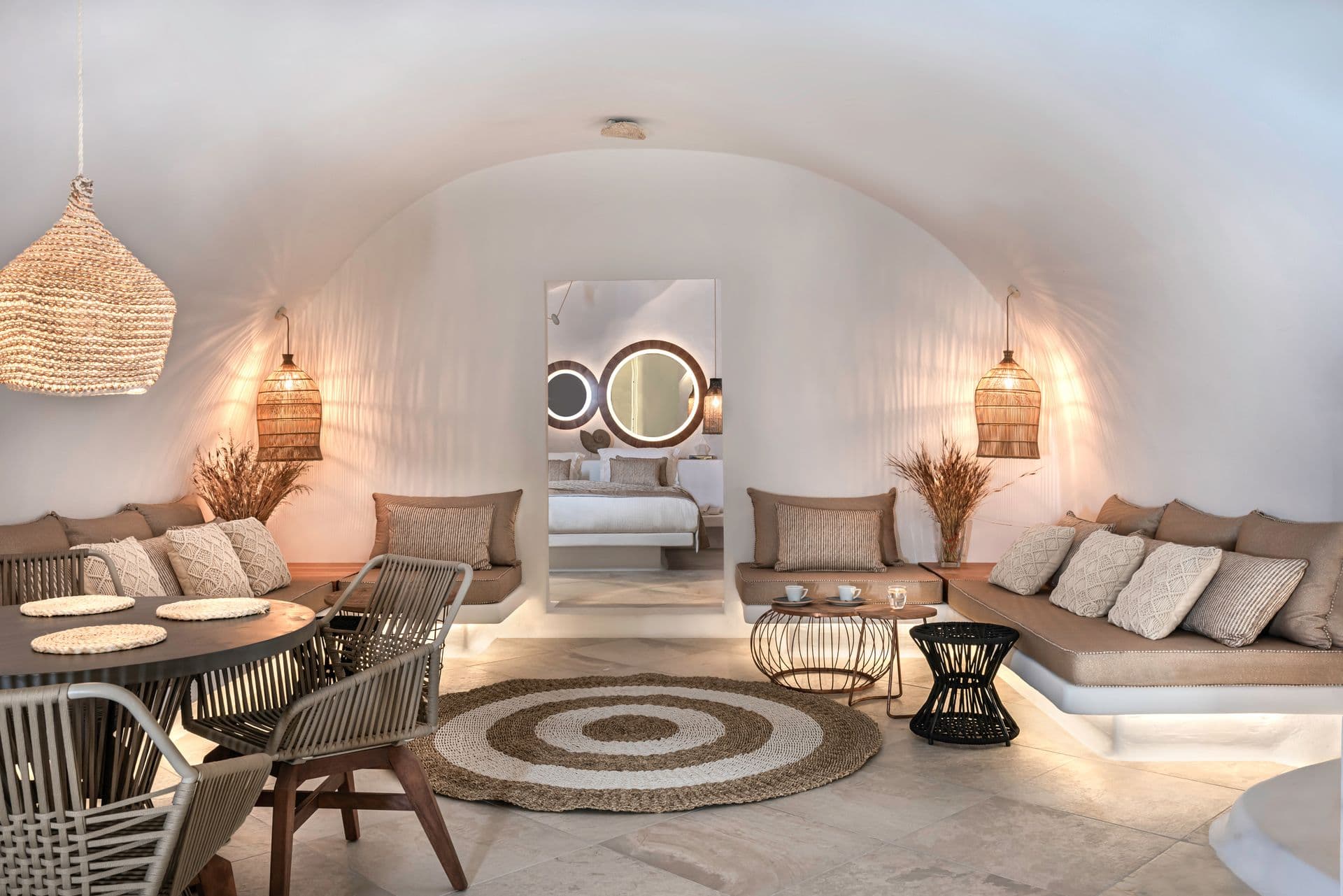 White Senior Villa [ANNEX]