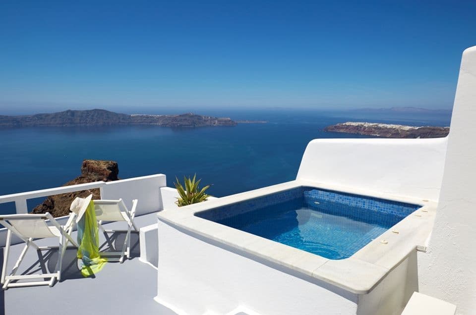 Honeymoon Suite