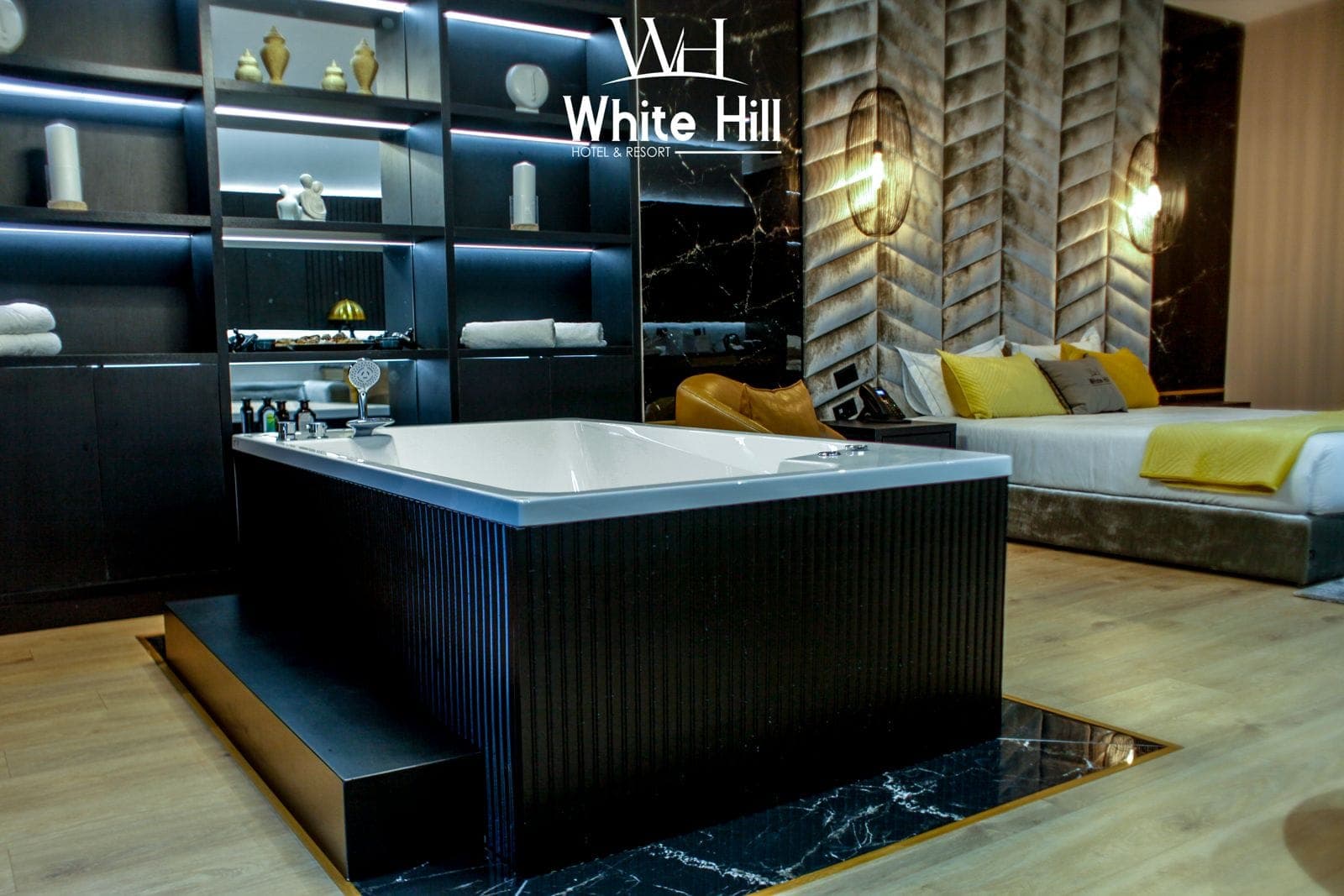 Superior Suite with Jacuzzi