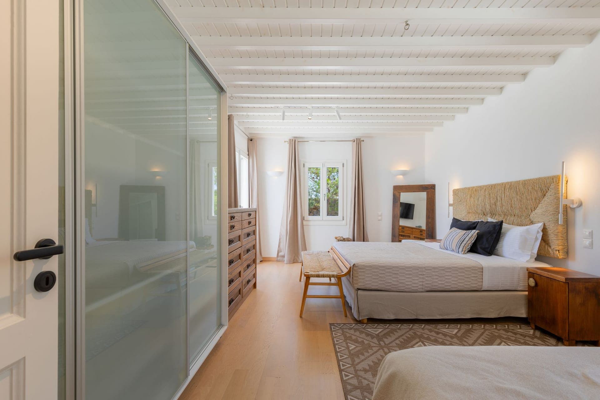 Myconian Platinum Deluxe Villa