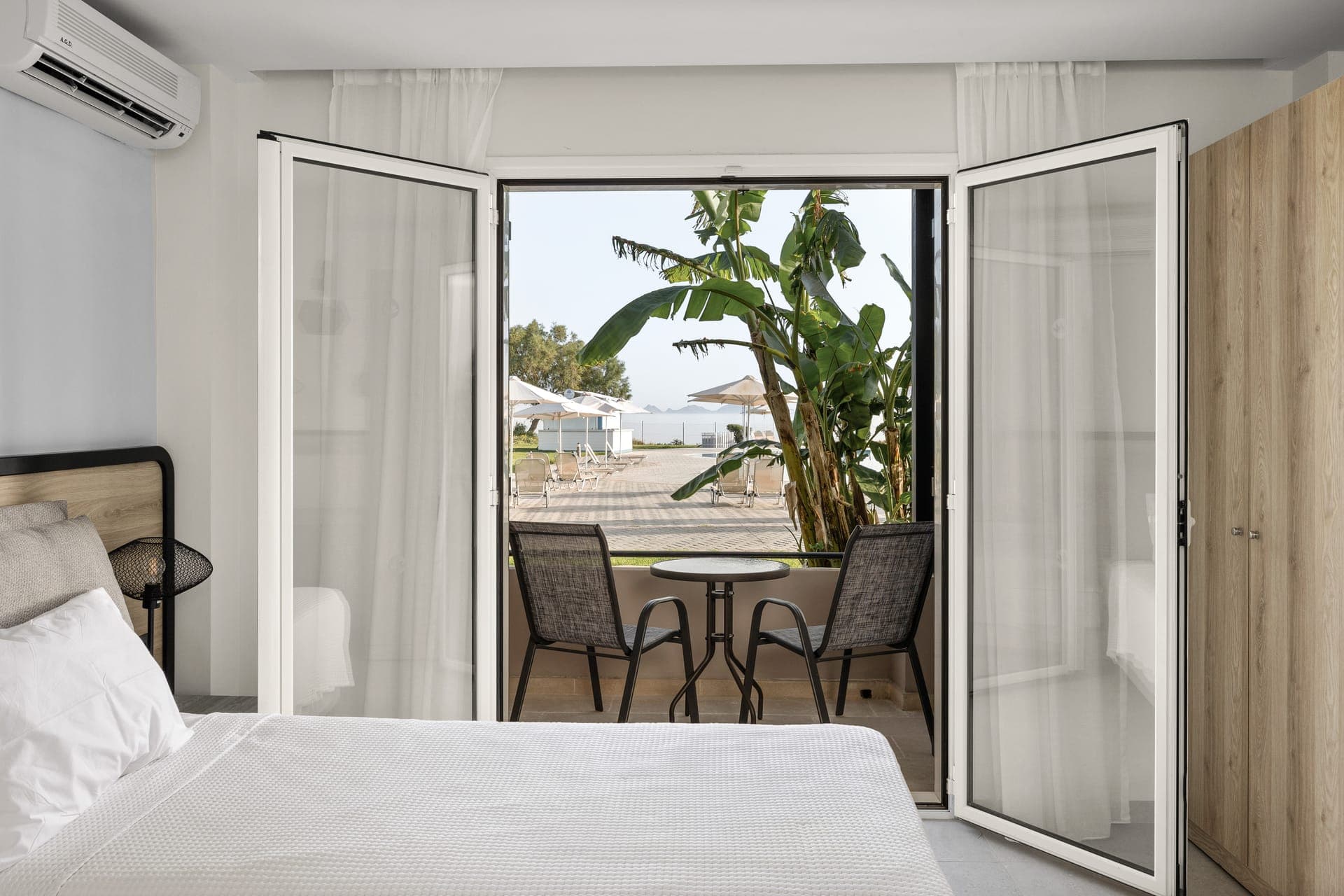 Double Superior Room with Side Sea View