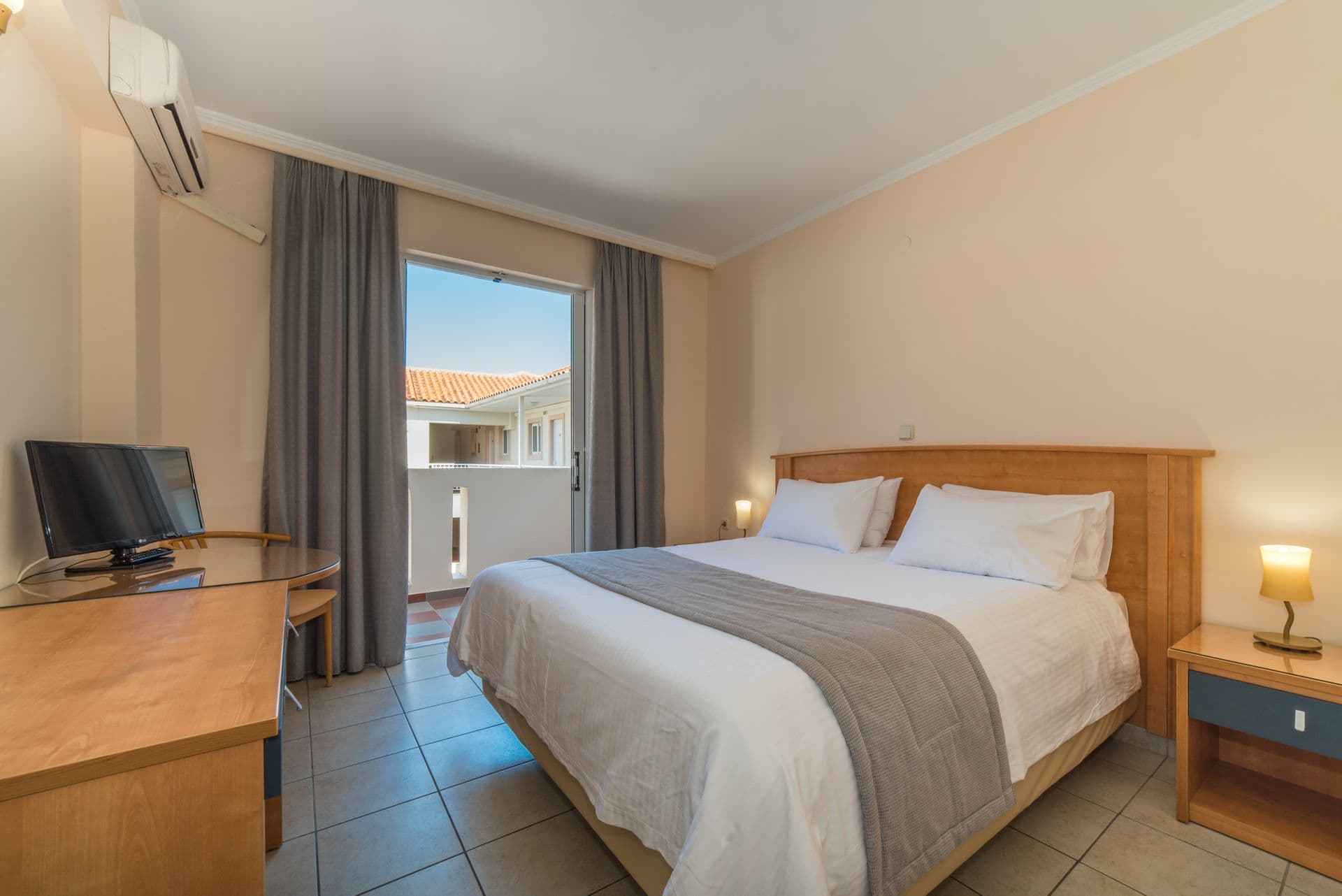 Two Bedroom Apartment With Garden View