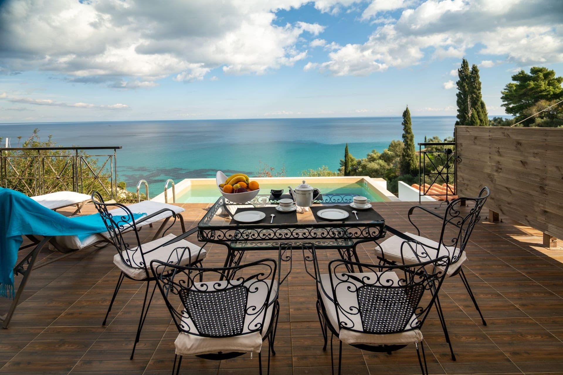 DELUXE VILLA