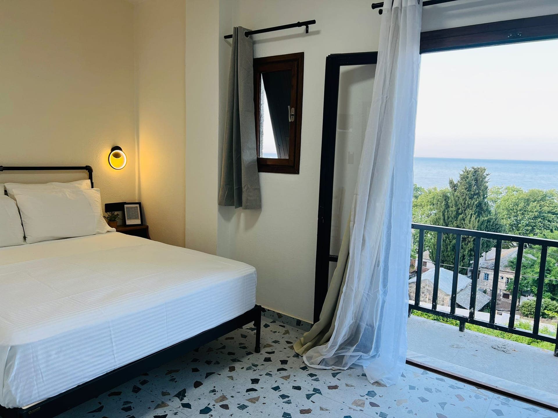 Triple Sea View Room