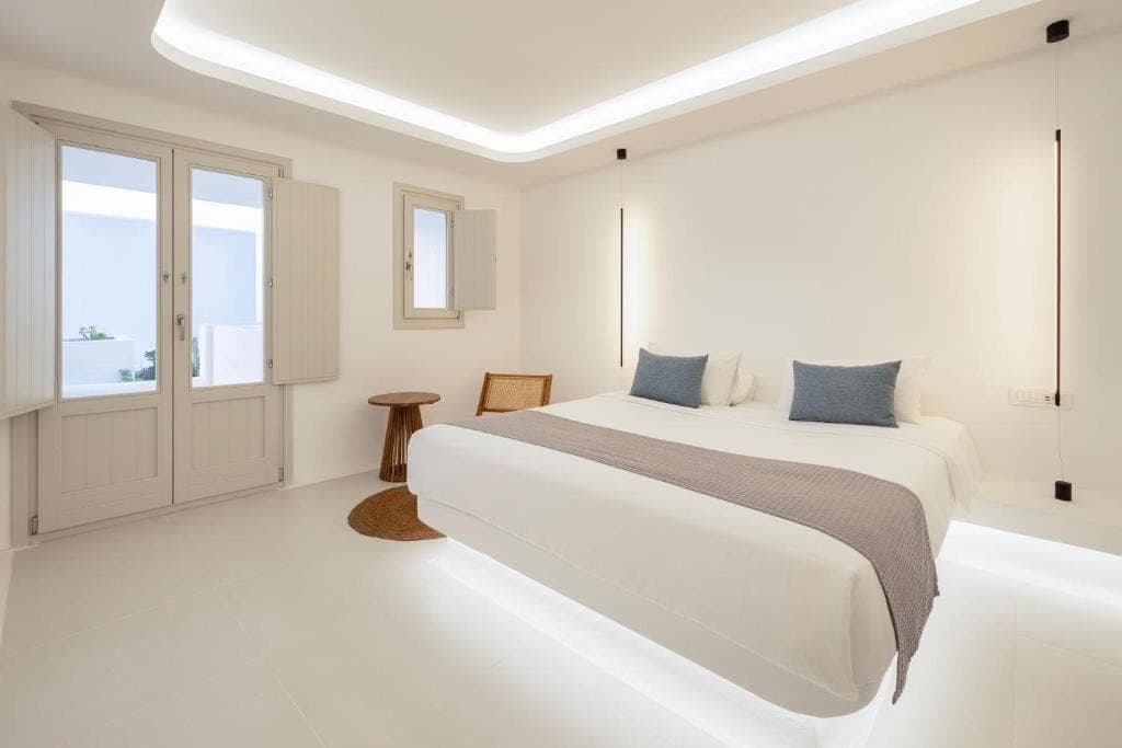 Premium Suite with Sharing Pool