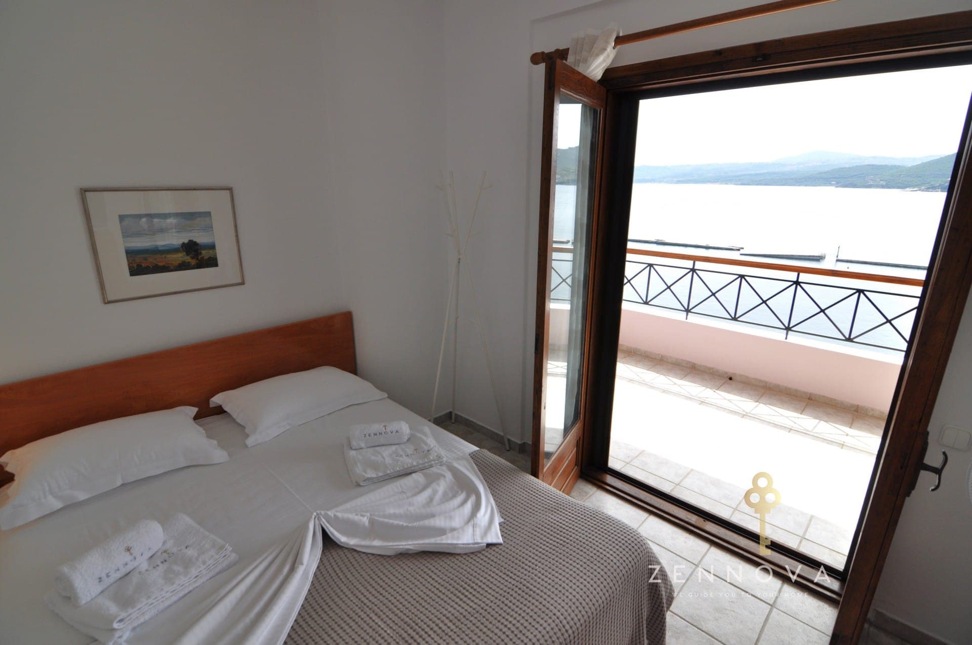 Zennova #43 Pirgadikia Sky & Sea Home