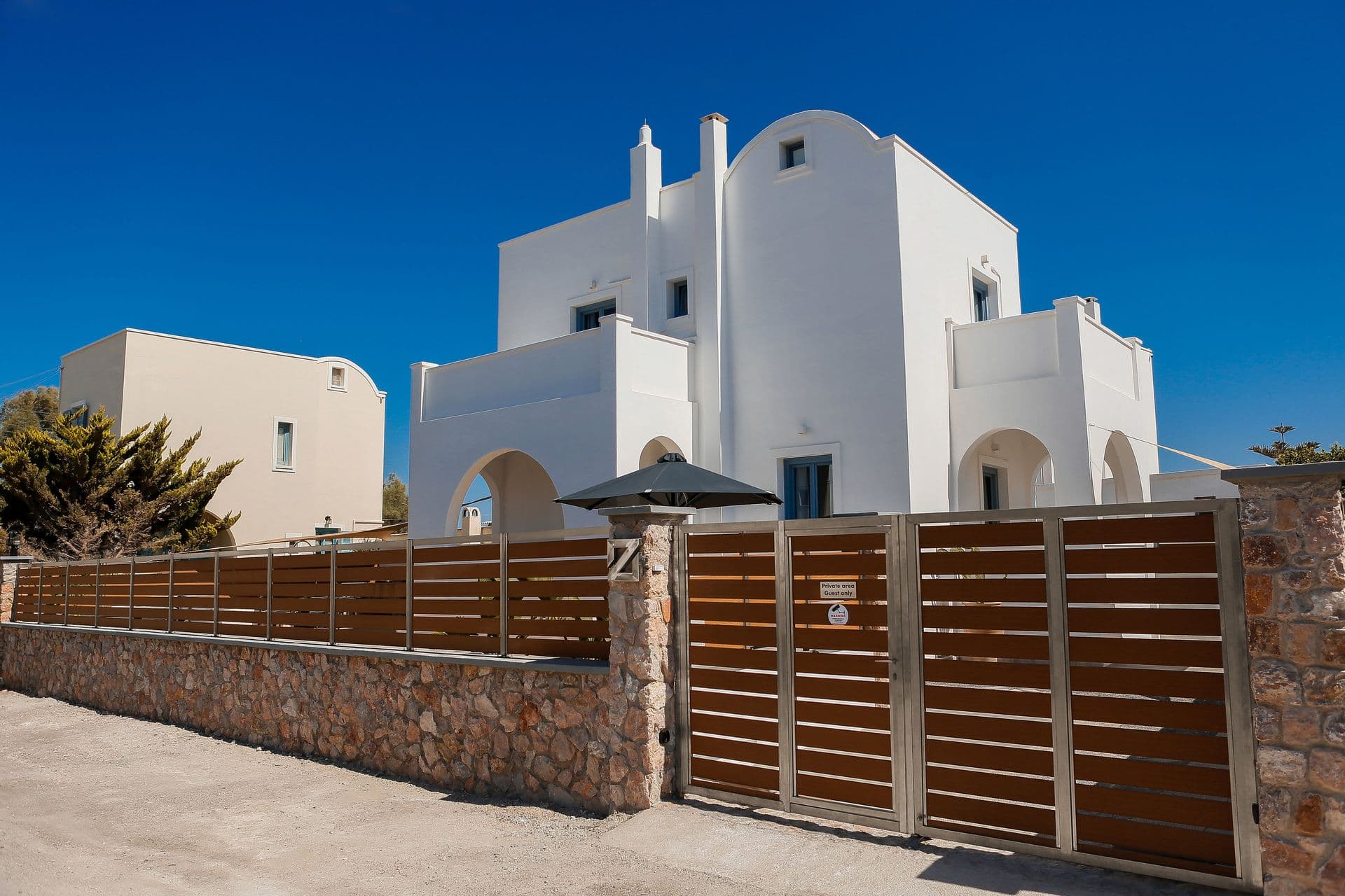 The Z Private Villa with Pool